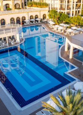 J'ADORE DELUXE HOTEL & SPA