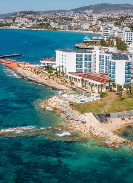 LE BLEU HOTEL & SPA