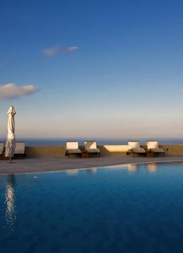 MAJESTIC HOTEL SANTORINI