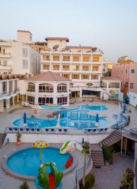 MINA MARK RESORT & SPA