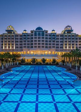 RUBI PLATINUM SPA RESORT & SUITES