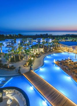 STELLA ISLAND LUXURY RESORT AND SPA