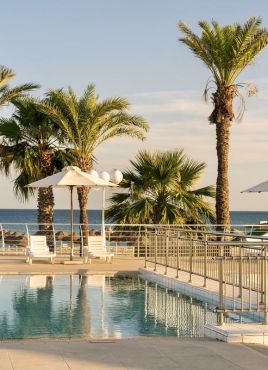 CLUB NOVOSTAR OMAR KHAYAM