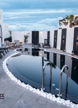 DIVELIA HOTEL SANTORINI