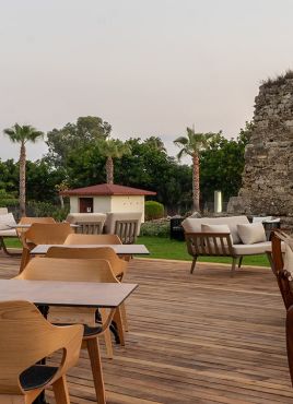 SIDE SQUARE HOTEL (ADULTS ONLY)