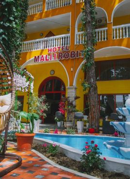 HOTEL MALI I ROBIT