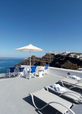 VALLAS APARTMENT & VILLAS