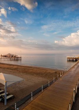 CALISTA LUXURY RESORT