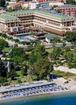 CRYSTAL DE LUXE RESORT & SPA