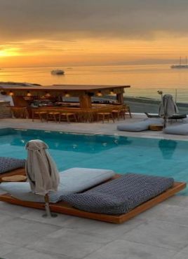 Apiro Mykonos